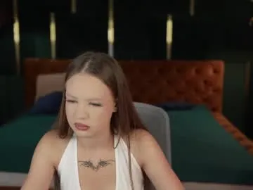 Korol-Eva – webcam model profile photo Image 3