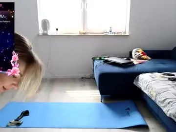 Pinkie_Princes – webcam model profile photo Image 6