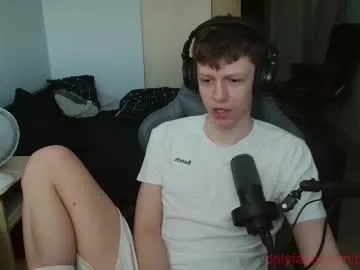 LoraDevine – webcam model profile photo Image 9