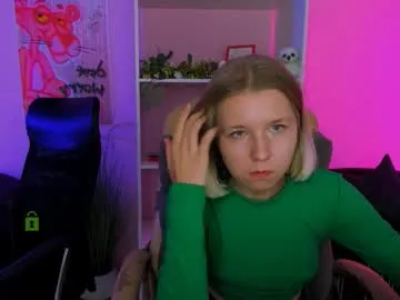 Korol-Eva – webcam model profile photo Image 17