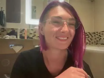 KarinaKokhana – webcam model profile photo Image 3