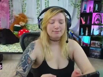 Silviyaa – webcam model profile photo Image 14