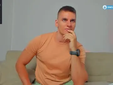 SelennaMoon – webcam model profile photo Image 13