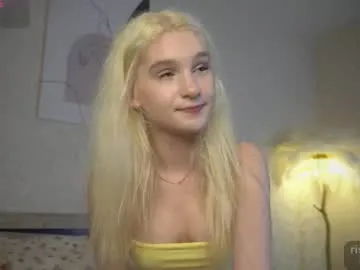 blondeambitionnn – webcam model profile photo Image 15