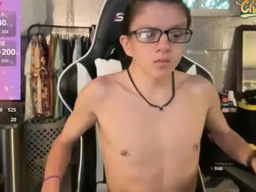 KateDivineUK – webcam model profile photo Image 13