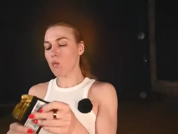 SusyBlair – webcam model profile photo Image 8