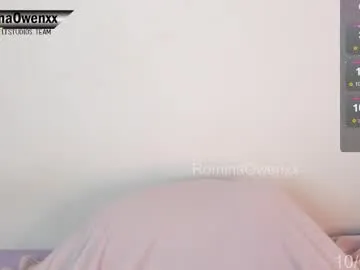 sweet_reverie – webcam model profile photo Image 2