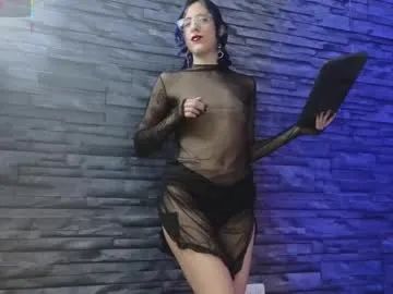 Silviyaa – webcam model profile photo Image 6