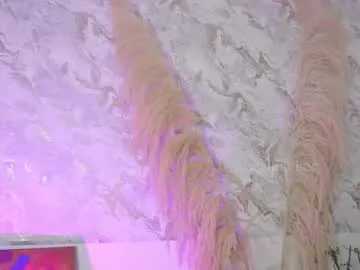 BlondeScarlettx – webcam model profile photo Image 6