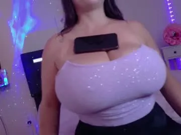 SelennaMoon – webcam model profile photo Image 6