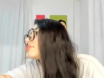 SusyBlair – webcam model profile photo Image 17