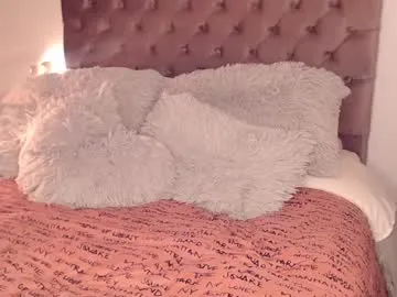 0------0 – webcam model profile photo Image 7