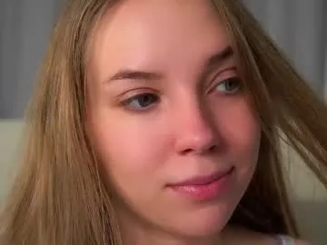 RaquelLust – webcam model profile photo Image 12