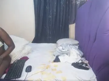 royal_charm – webcam model profile photo