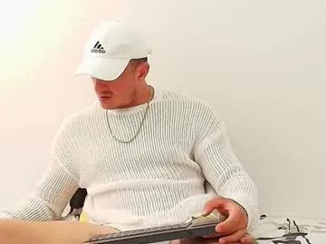 LizzieGreyX – webcam model profile photo Image 10