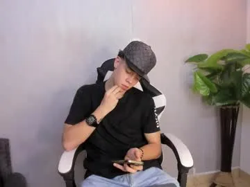 SusyBlair – webcam model profile photo Image 11