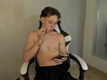 SusyBlair – webcam model profile photo Image 19