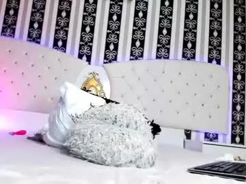 SilviaPastori – webcam model profile photo Image 9