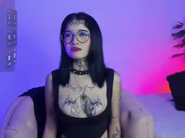 SilviaPastori – webcam model profile photo Image 14