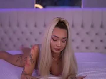 BlondeScarlettx – webcam model profile photo Image 8