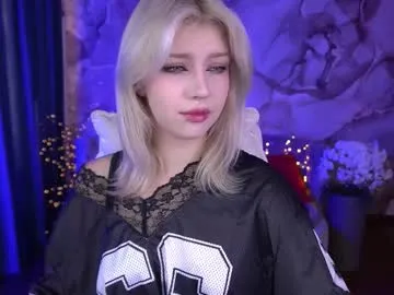 SusyBlair – webcam model profile photo Image 12