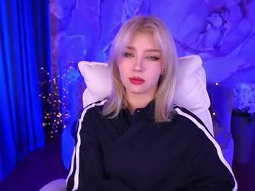 SusyBlair – webcam model profile photo Image 9