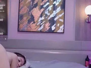 TraceyKalani – webcam model profile photo Image 15