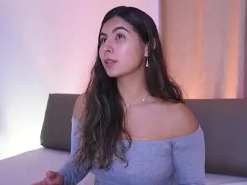 NightMint – webcam model profile photo Image 8