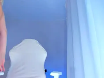 British_EmJess – webcam model profile photo Image 13