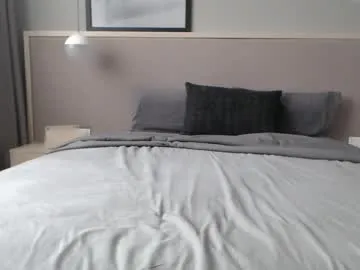 Blonde_sexy21 – webcam model profile photo Image 2