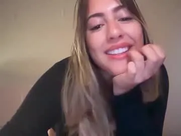 Olvia7985 – webcam model profile photo Image 7