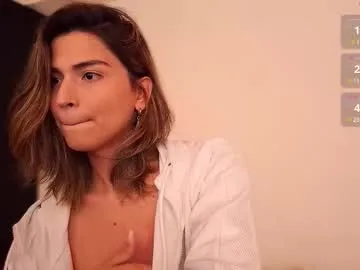 skyamber8v2 – webcam model profile photo Image 15