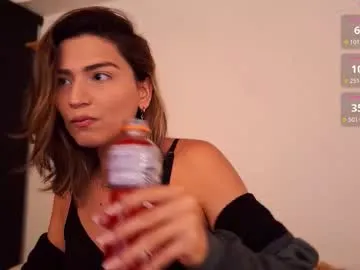 skyamber8v2 – webcam model profile photo Image 16