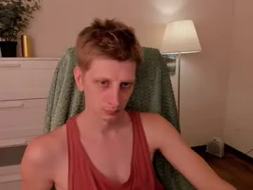 curlytwinkboy – webcam model profile photo Image 15