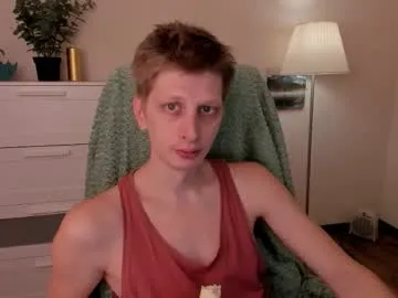 curlytwinkboy – webcam model profile photo Image 19