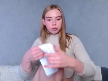 HotHoneyChile – webcam model profile photo Image 19