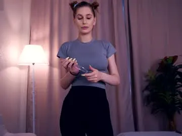 Loli_Belle – webcam model profile photo Image 8