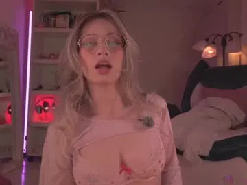 Nataly_Blonde – webcam model profile photo Image 12