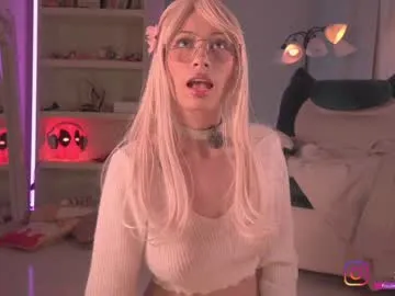 Nataly_Blonde – webcam model profile photo Image 16