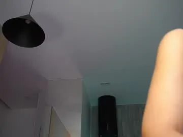 VikiKiss – webcam model profile photo Image 19