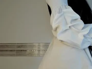 British_EmJess – webcam model profile photo Image 9