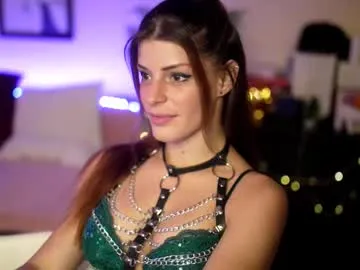 SelennaMoon – webcam model profile photo Image 14