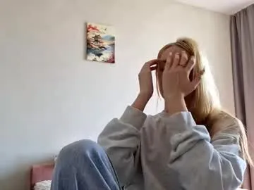 British_EmJess – webcam model profile photo Image 2