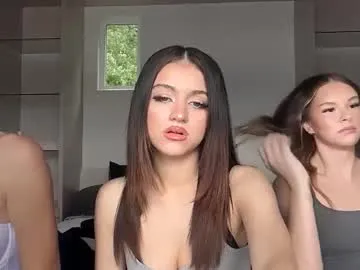 SelennaMoon – webcam model profile photo Image 7