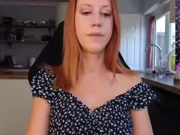 SelennaMoon – webcam model profile photo Image 3