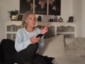 Blonde_sexy21 – webcam model profile photo Image 7