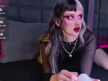 SofiaSins – webcam model profile photo Image 8