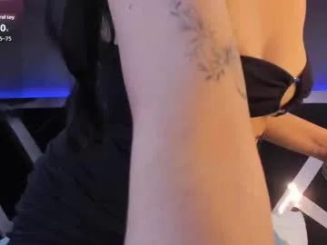 TearPrincess – webcam model profile photo Image 12