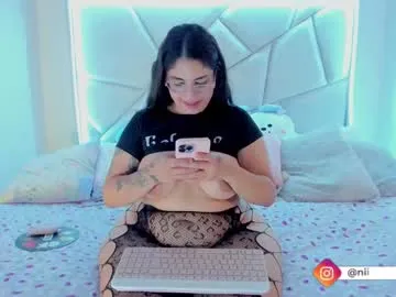 StarKristy – webcam model profile photo Image 11