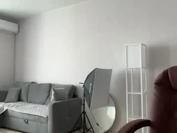 Olvia7985 – webcam model profile photo Image 10